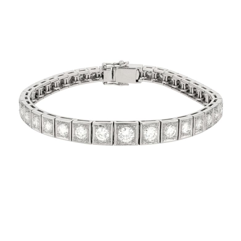 Acheter Bracelet rivière de diamants 3.49 carats or blanc 29.49g Comme neuf - 7900,00 € Bracelet rivière de diamants 3.49 carats or blanc 29.49g Comme neuf - reconditionné disponible sur Gemme Les Bijoux